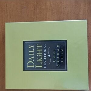 Daily Light Devotional Anne Graham Lotz Eurobond Leather Ribbon Gold Edges Gift
